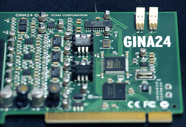 gina24_02.jpg